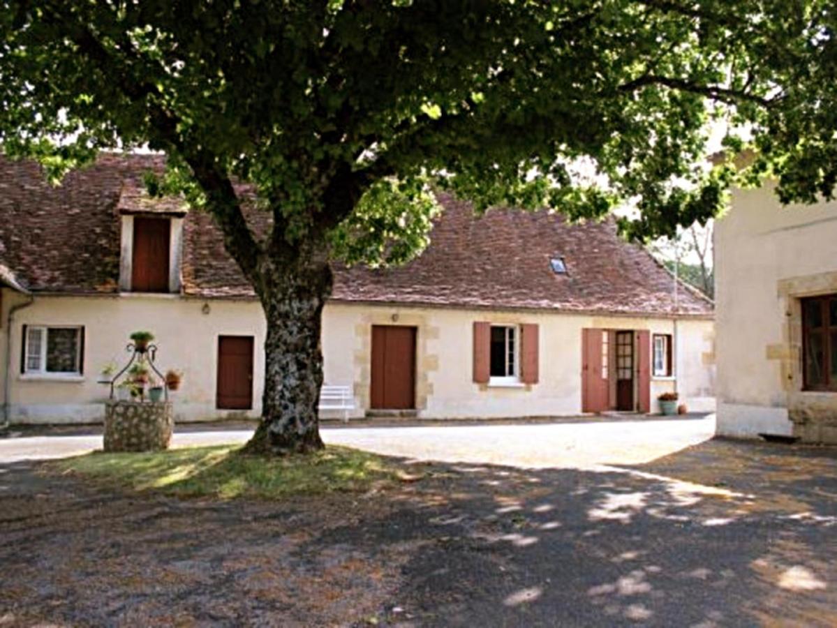 Gite De Champdore Nanthiat Extérieur photo
